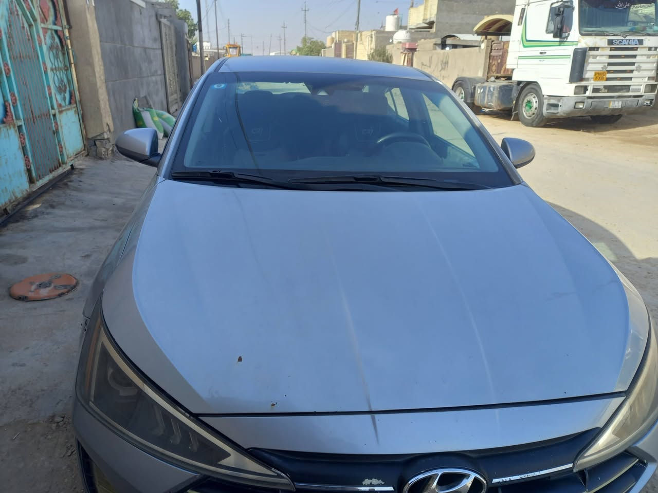 السلام عليكم  عندي النترا موديل  ٢٠ وارد أمريكي حادث سياره جاملغ والبنيد صبغ جاملغ الثاني سياره نص فول بدون فتحه صقف بصمه سياره بسمي نافذه  ٢٠٢٧ سعر. ١٢٠ دفتر و٢٠ ورقه اتصال على رقم ***********.
