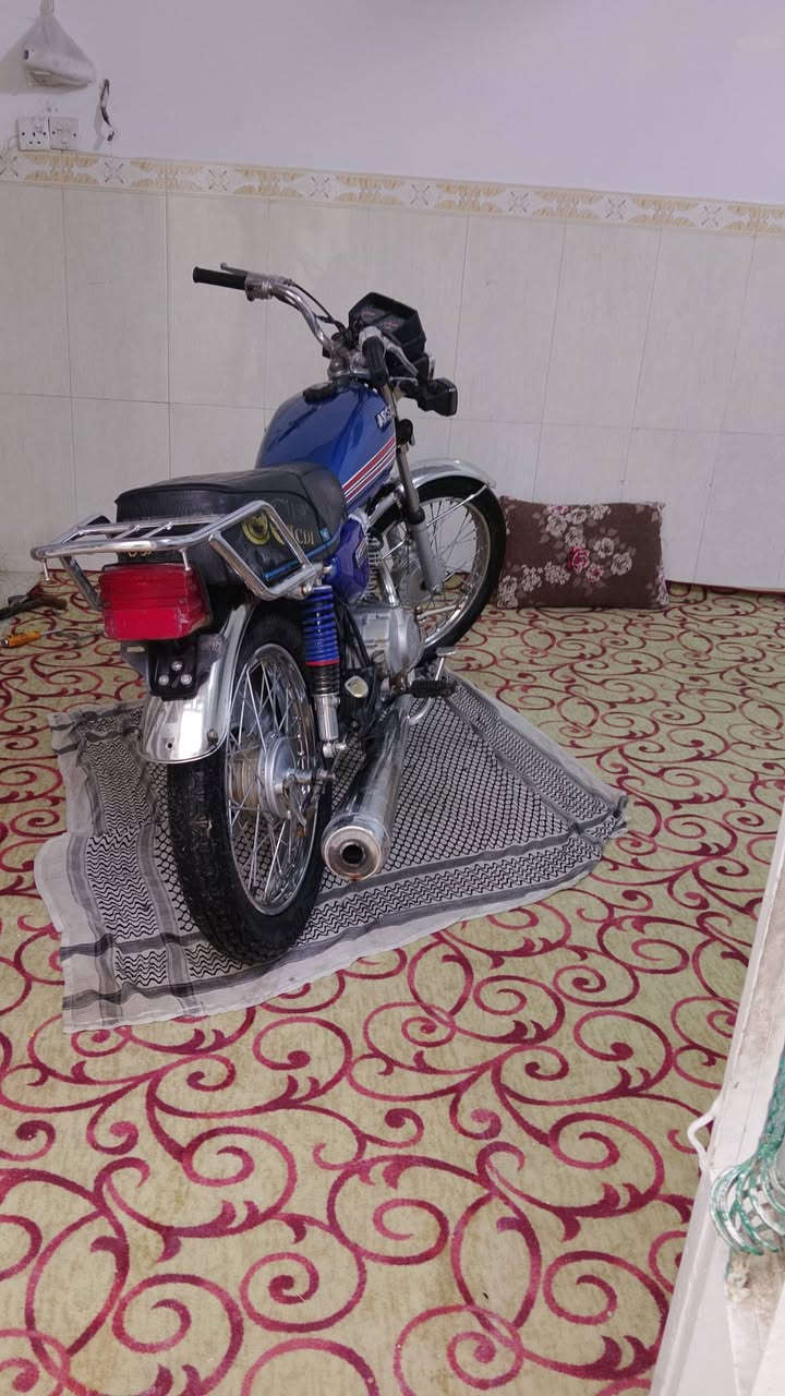 السلام عليكم دراجة موديل ٢٠٢١ أصولية ومعمره غراض كلها جديده ٢٠٢٥ السعر ٦٥٠ وبيهااا مجال مكاني نجف حي النداء


**إذا كنت صاحب هذا الإعلان وتريد حذفه لأي سبب، رجاءا أرسل رسالة إلى الدعم الفني**