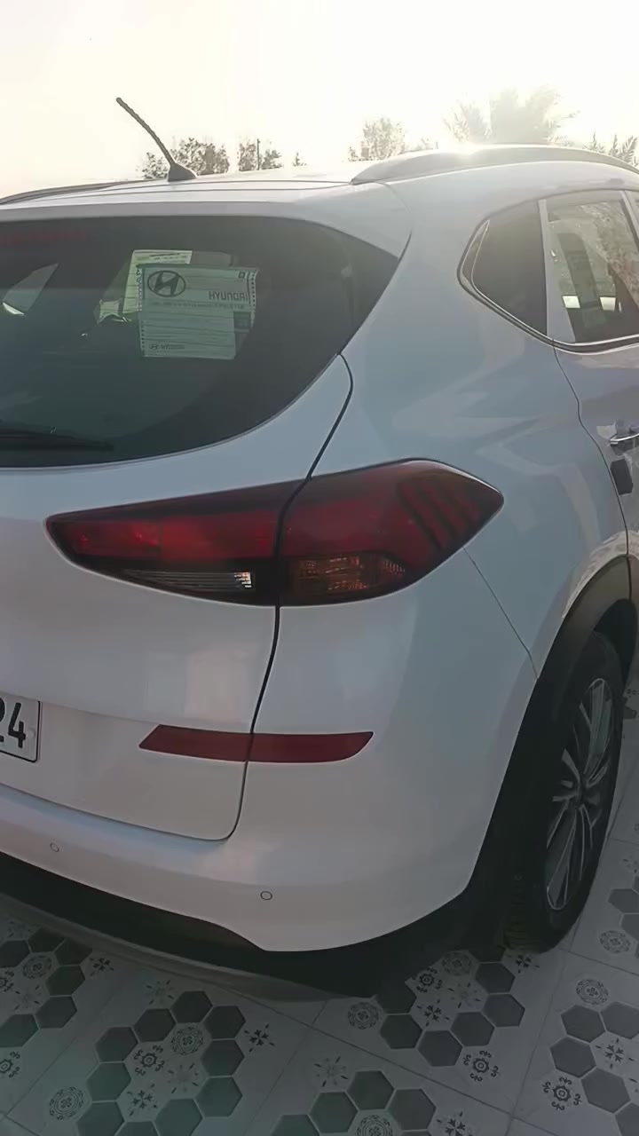 السلام عليكم البيع توسان موديل 2020 فول مواصفات ماشيه 80 فول مواصفات السعر 218 وبيه مجال شراي رقم اربيل العنوان واسط ***********
