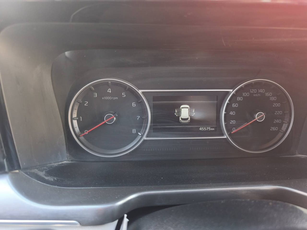 كيا سورنتو خليجي موديل 23 ضمان الشركة الدولية ماشية 45000 كم 7 راكب تحكمات استيرن كشنات مخمل وبيهة بعد مواصفات السعر 280 ورقة وبيهة مجال بصيط للاستفسار الاتصال على ***********
