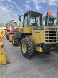 كوماتسو WA100 • كفاله عامه • النجف