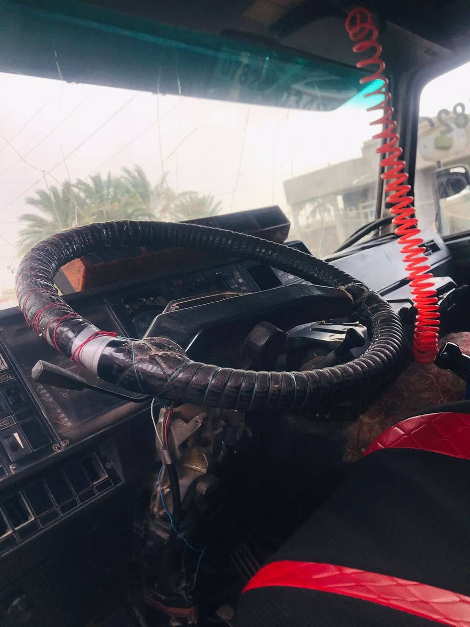 سلام عليكم سكانيه  محرك فطيمه للبيع تك قلاب بلادي كير محرك مكفولات رقم الانبار دولي تحويل اميت ما تريد حصت كاز ٣٠٠ لتر تبريد ثلج جاهز كامله مكمله السعر ١٢٠ وبيه مجال شي قليل استفسار أكثر اتصل وتدلل ***********

