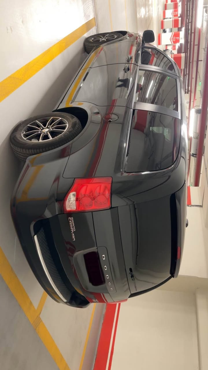 ‏Dodge grand caravan 2019

ڕەقەم شانسی ( 2C4RDGEGXKR567898 ) 

مواسەفات GT فول ٧ نەفەری ( کوشن جلد و هیتەر و سوکان هیتەر تەبرید مەرکەزی و لەمس شاشە لەمس و ١٠ سەماعە، ٣ دەرگا شەفت و کارەبایی و پەردە و شەغال )
 گێر و مەکینە بەشەرت 
‏V6 3.6L ECO, ١٠٤.٠٠٠میل ڕۆیشتوە،
 سەر چاملغی پێشەوە لای سەکن ٣ بوسط PDR و سندوق بن ڕەقەمی ٣ بوسط PDR و هندەک سبوغە بێ ژۆرێ بێ ئێرباگ، ڕەقەم هەولێر سەنەوی و هەزەی نوێیە غەرامەی 
لەسەر نیە کتابی جام رەشی هەیە.
————————————————————————————
‏مواصفات GT ٧ راكب وسائد جلدية و هيتر ، و تبريد مركزي شاشة لمس و عندها ١٠ سماعات ٣ أبواب شفت كهربائي و شغال و عندها موافقة زجاج أسود٪؜٨٠ و كلشي بشرط المحرك و الكهربائيات كلها بشرط ، المحرك ٣.٦ ،٦ سلندر ماشية ١٠٤ مل 
باب صندوق تحت رقم صالحينا PDR و جاملغ مال السكن شوي همينا PDR بدون دواخل و ايرباك سليمة و كلشي جديد الرقم و السنوي.

‏WhatsApp- 0750 339 3060 أربيل, العراق
