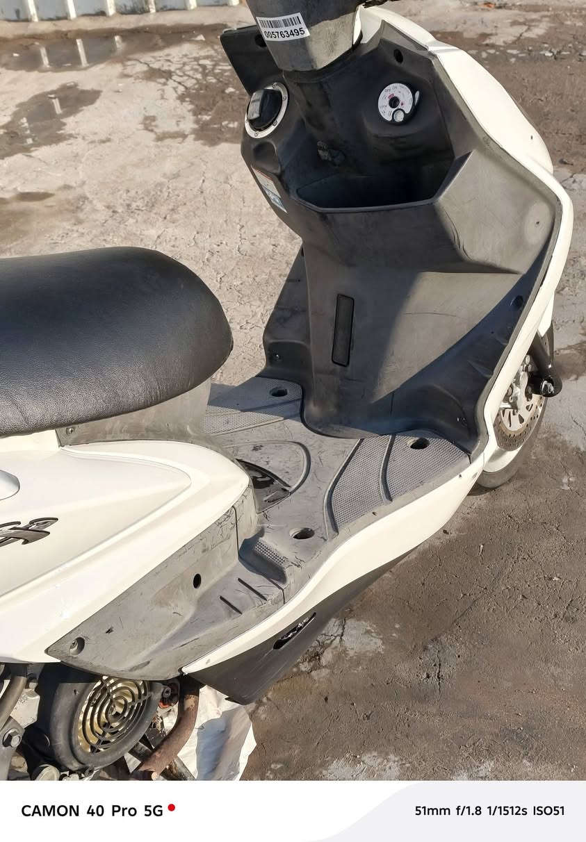 سلام عليكم دراجه سكنس فحل ياباني رمبه كله شغاله جيب فيتر وتعال فحص العنوان مدينه الصدر  الستفسار تصل ***********
