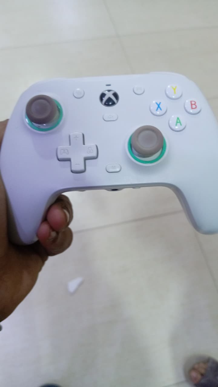 جوستك كيم  سير نضيف كلش ويا شاحن اصلي سعر35  بكاني بصره زبير شوفت عينك شكد نضيف رقمي ***********
