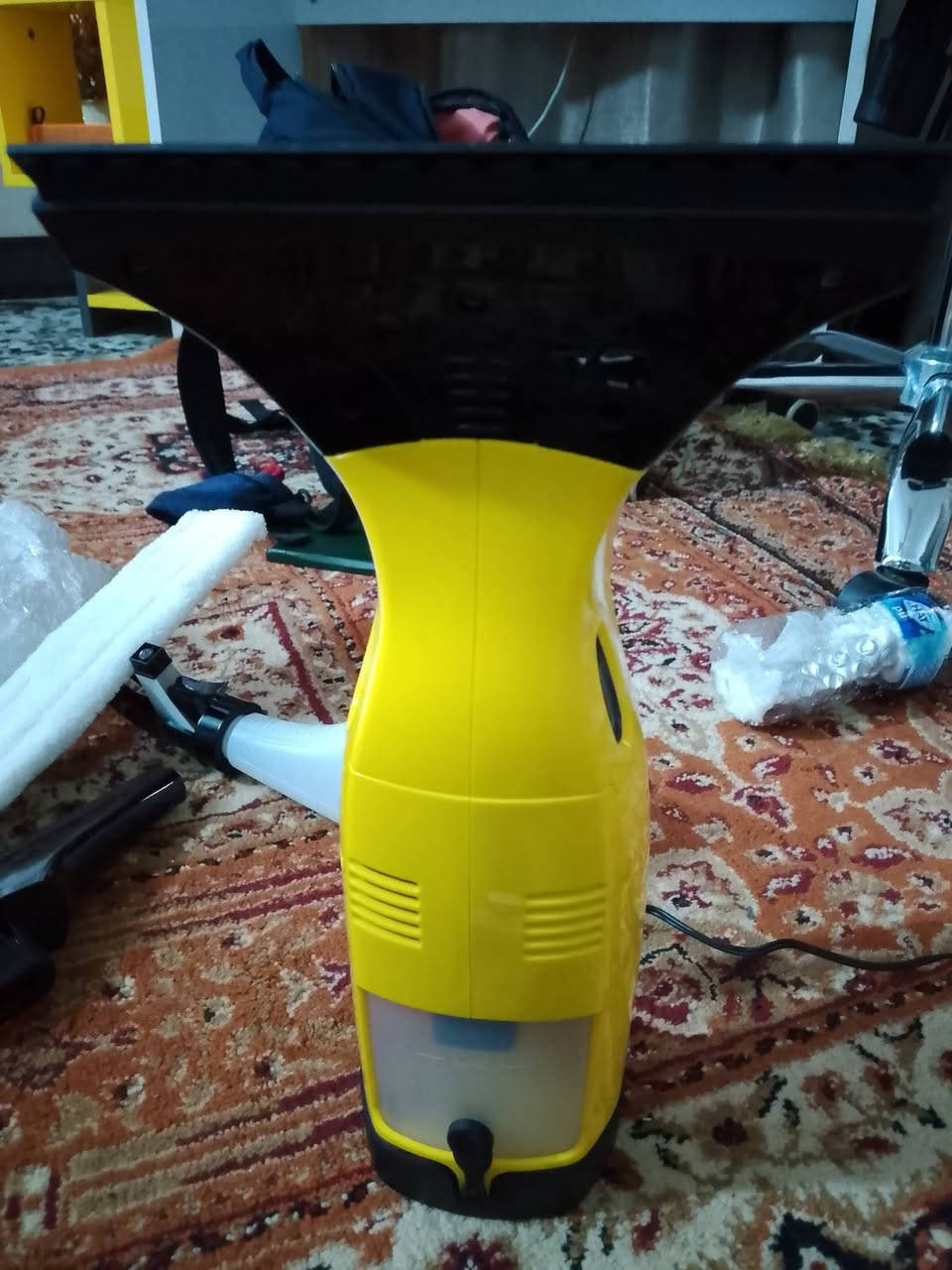 مكنسه كهربائيه لنوافذ على الشحن
السعر 35الف العنوان بغداد الجديده


**إذا كنت صاحب هذا الإعلان وتريد حذفه لأي سبب، رجاءا أرسل رسالة إلى الدعم الفني**