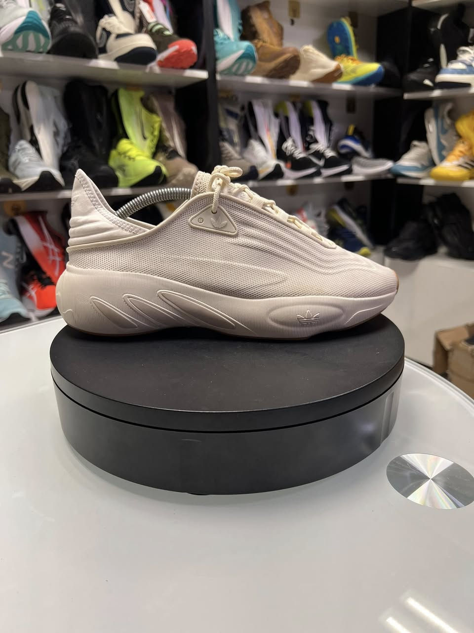 قياس 44 فقط الكللللللللل 44. 

للحجز ***********
العنوان بغداد أبو دشير سوق البالات محلات عقيل لطيف
