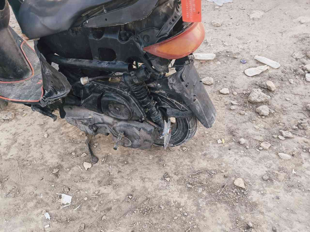 سلام عليكم
فراشه البيع 
محرك ستوني مصعده 
الدراجة اتخبل 
كهربائية كله شغل 
قفل جنطه 
سلف شغال 
السعر خاص 
مكان نجف رضويه


**إذا كنت صاحب هذا الإعلان وتريد حذفه لأي سبب، رجاءا أرسل رسالة إلى الدعم الفني**