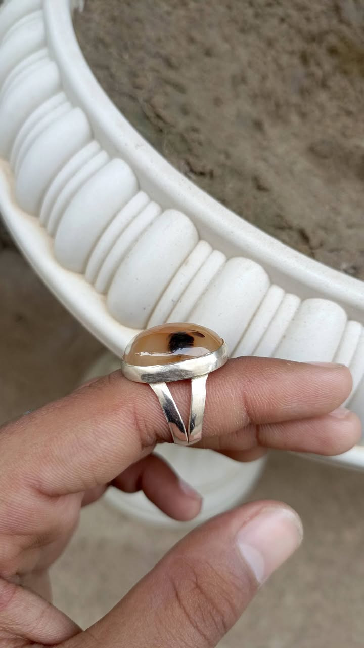 السلام عليكم
لبيــــع « 30»
 خاتم عقيق يماني مشمشي دمارات ربانيه  قطعه جداً جميله 
صياغه عراقيه يدويه
مكاني بغداد مدينه الصدر


**إذا كنت صاحب هذا الإعلان وتريد حذفه لأي سبب، رجاءا أرسل رسالة إلى الدعم الفني**