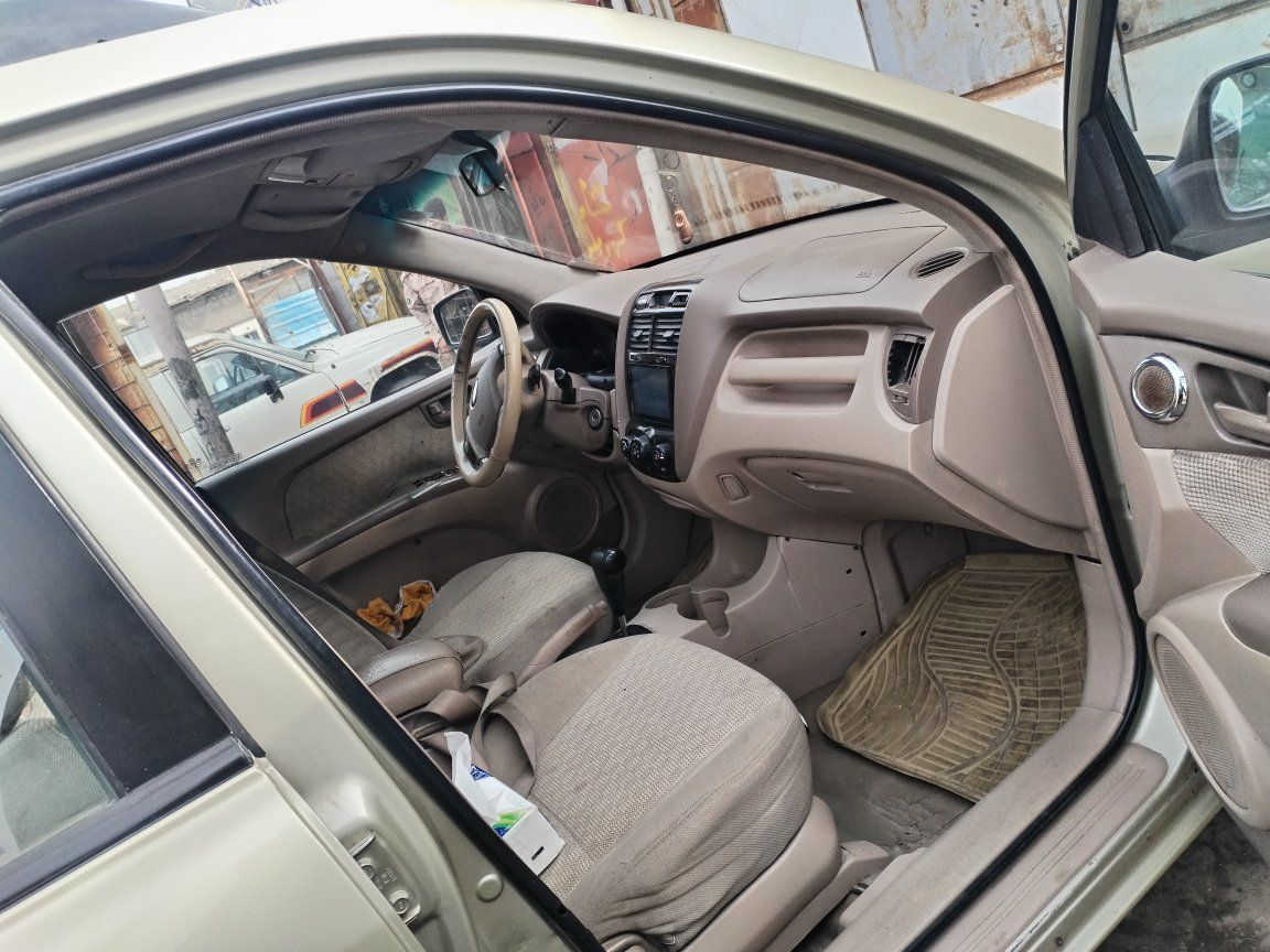 سلام عليكم سبورتج ٢٠٠٧ محرك ٤سلندر دوش رقم بغداد سياره جاهز بدون نقص كير محرك مكفول تبريد خير من الله صدر جديد تخم تاير جديد رضية جلد سياره مصبوغا عام جماليه سعر ٩٥ بيها مجال ***********
