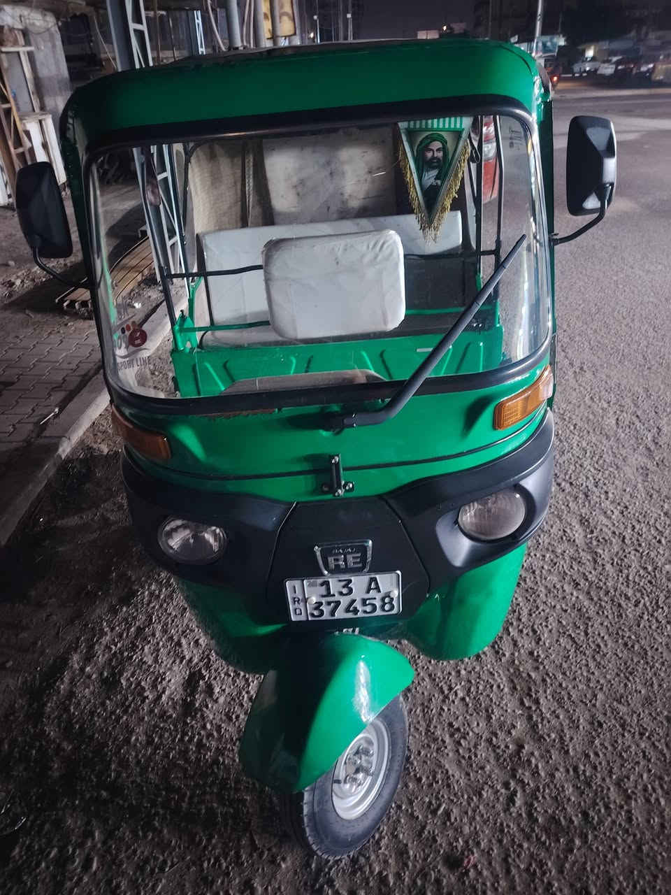 2021 شهر 10 رقم وسنويه كشرة مكفوله من الصبغ والمعجون مكينه مجفته فقط لا تنقص ولا تبخر سعرها 7500 مكاني عمارة مكلف بنشر شراي يتصل ***********
