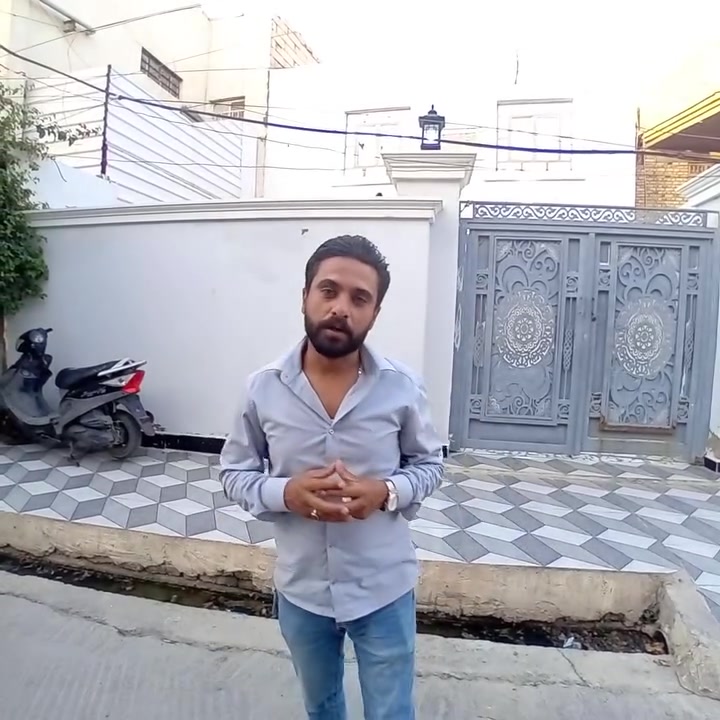 السلام عليكم ورحمة الله وبركاته 
يوجد بيت قريب على السوق طابقين المساحه 200م
الطابق الاول غرفتين وصاله ومطبخ واستقبال وصحيات 
الطابق الثاني ثلات غرف وصاله وصحيات 
البناء كلش حلو امرم جديد
المكان قرب بيت خميس وشارع المرحوم كاظم المرور 
#مراجعةمكتب_مرتضى_للعقارعقارات_قلعة_سكر_للبيع_والشراء 
#بناء_وترميم_الدور
#العنوان_وسط_رابطة_المختارين_قلعةالسكر_بداية_السوق 
باقي التفاصيل مراسلة الحساب او الاتصال على  الأرقام 
***********
***********
