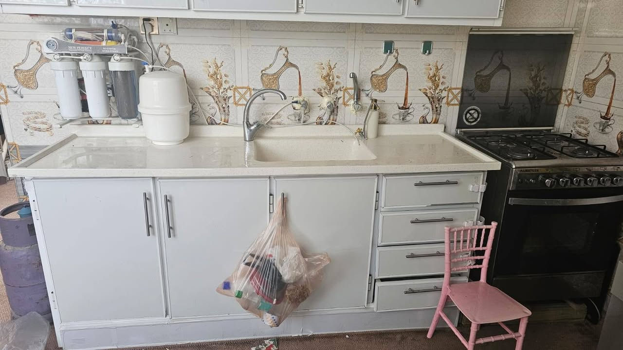 السلام عليكم كاونتر للبيع مستعجل نضيف كلش  انضف من لصورة مكاني كربلاء حي الميلاد رايدة ب475 الف لشراي يتفضل خاص


**إذا كنت صاحب هذا الإعلان وتريد حذفه لأي سبب، رجاءا أرسل رسالة إلى الدعم الفني**