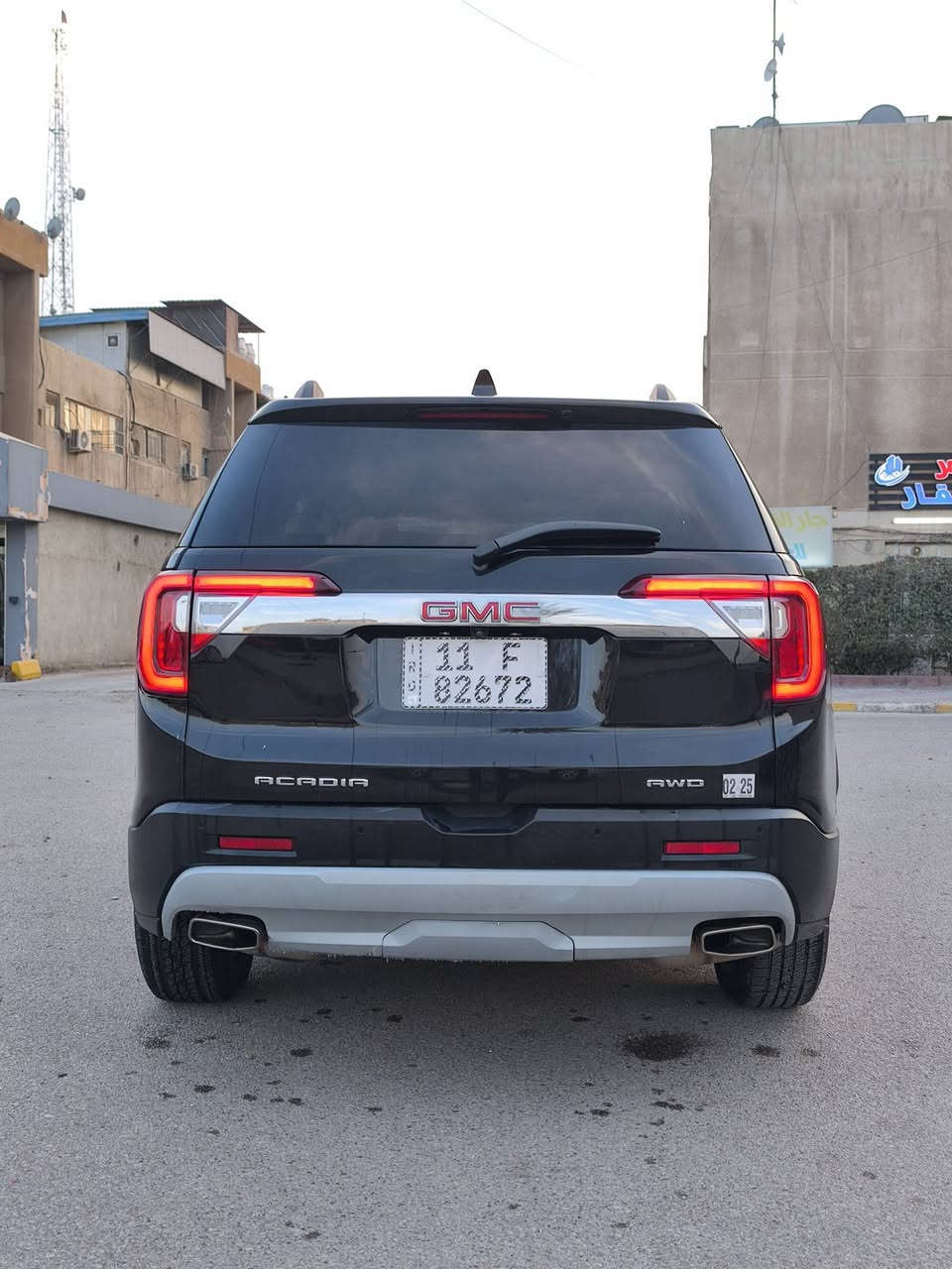 🚗 للبيع – جي ام سي أكاديا SLT 2023 🚗
📍 الموقع: بغداد
🇺🇸 النوع: وارد أمريكي
الضرر موضح بالصور
📅 الموديل: 2023
⏱️ الممشى: 27,000 كم
🎨 اللون: أسود ملكي
🟢 الحالة: جاهزة 
🔹 المواصفات:
نظام دفع رباعي (AWD)
رقم بغداد
محرك 4 سلندر 2000 توربو
الضرر اربع قطع موضح بالصور 
ايرباك ستيرن و دشبول طاك
ناقل حركة أوتوماتيك
شاشة وكاميرا خلفية
حساسات أمامية وخلفية
مقاعد جلد مع حساس رجاج
فتحات تهوية خلفية
نظام ترفيهي متكامل
💵 السعر: 22,000 دولار
📞 للتواصل: ***********
