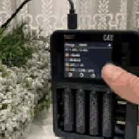 شاحن بطاريات • ISDT • توصيل لكل المحافظات