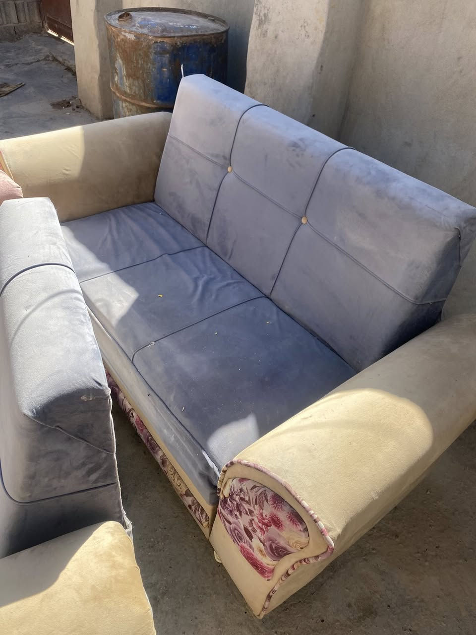 قنفه ثلاثيه مع 2 مفرد تنفع عيادات صالونات مقاهي صاله زغيره


**إذا كنت صاحب هذا الإعلان وتريد حذفه لأي سبب، رجاءا أرسل رسالة إلى الدعم الفني**