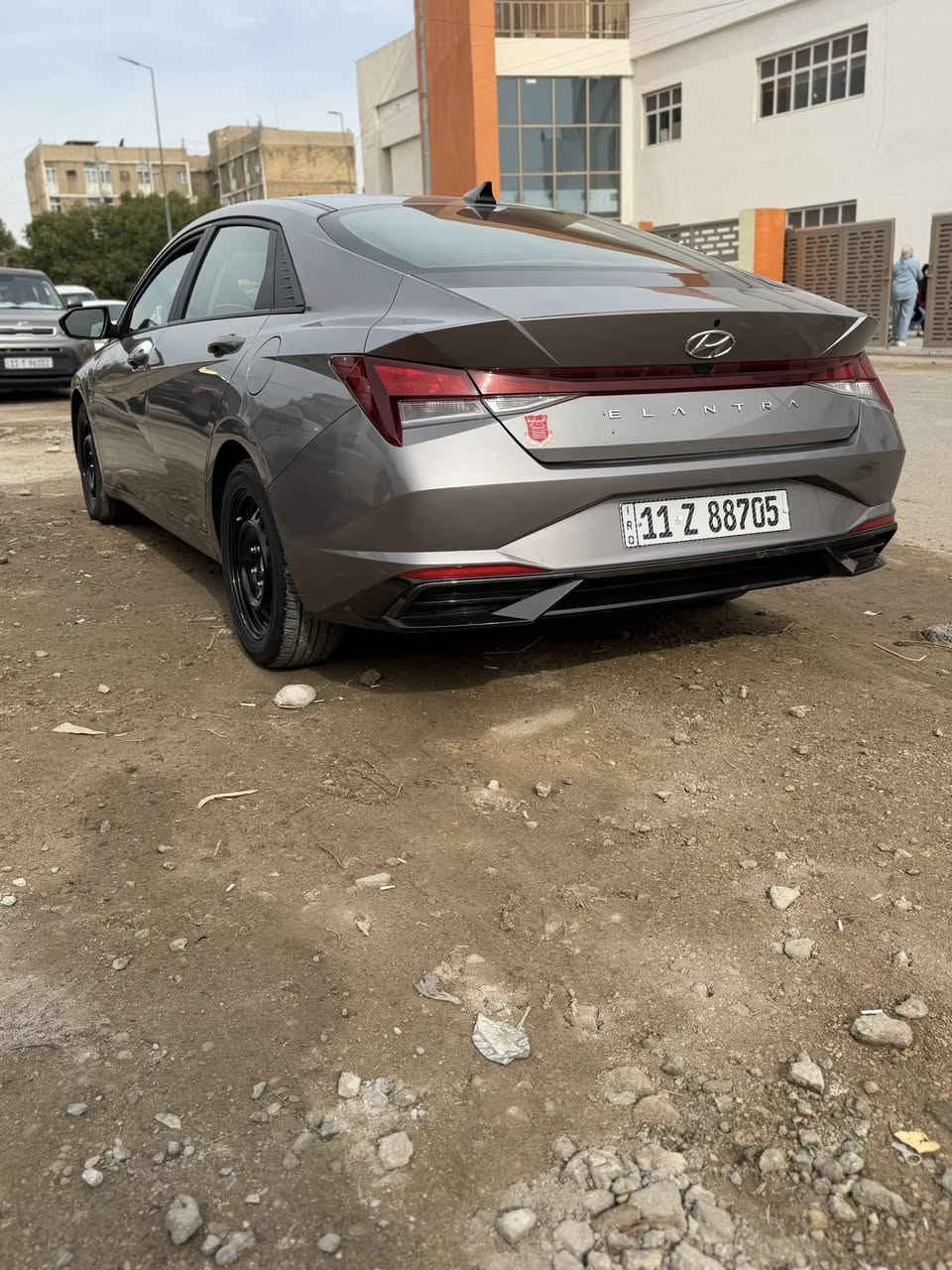 السلام عليكم للبيع النترا 2023 ماشية 31 الف نص فول بصمة شاشة متصلة تدفئة كشنات 
سيارة جديدة ع وضع الشركة تريدها بويل العادي او الويل البلادي مالتها هم موجود 
حادث كما موضح بصور فقط بارد بدون قطرة صبغ وبدون تبديب لا دواخل ولا ايربالك  
سعر 173 وبي مجال 
مكاني الزعفرانية 
للاستفسار ‭0783 899 6308‬
