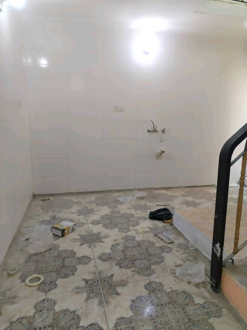 449
شقه  للايجار  (80 متر) حي السلام منطقة الاساتذه قرب مدرسة الموهوبين 
السعر الايجار  400 الف 
يحتوي على طابق اول درج
 غرف3   مطبخ  صاله   صحيات
سخان.  خزان.   ماطو   خط مولد 
ــــــــــــــــــــــــــــــــــــــــــــــــــــ
شقه جديده فول غير مسكونه
مقدمه 3 اشهر