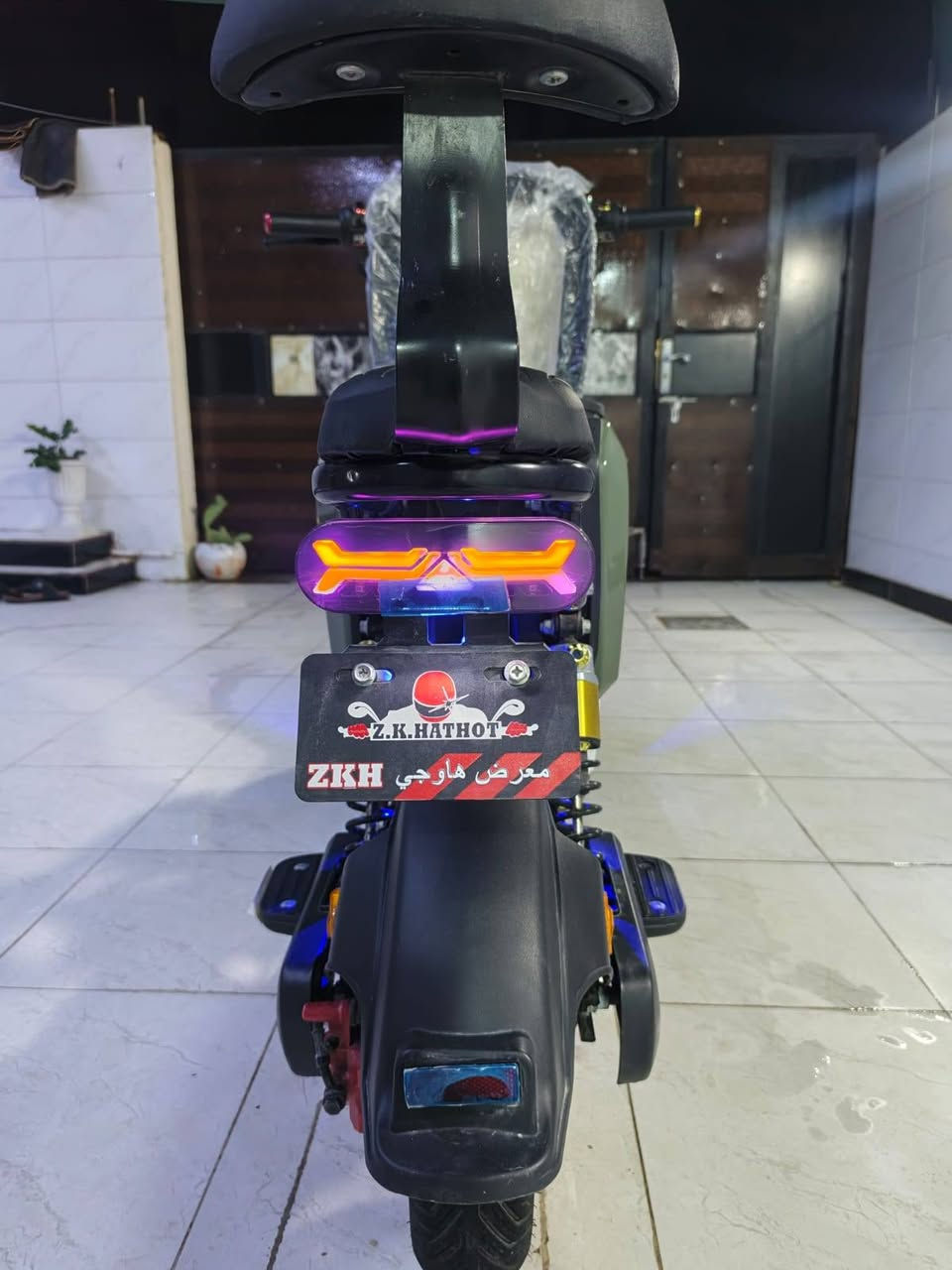 للبيع  دراجه شحن R9
مديل 2026 شركه هاوجي
مواصفات: دراجه مستعمله شهرين نضيفه على ايدي قراضه بل كارتون كلشي بلادي  قاسله مره وحده
كفاله عامه مابيه ولا شخط  ماشي بس على نمره الثانيه 
سعر 535وبيه مجال النوان بصره ابي خصيب تواصل على هذا الرقم وتساب ***********
