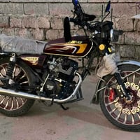 سيفان للبيع  الموديل25  الستفسار  07857531963