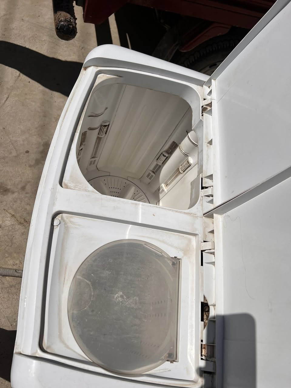 غسالا شرط الشغل النظافة 95% سعر الغسالة 75 وبيها مجال شي قليل للاستفسار الاتصال على الرقم ***********
