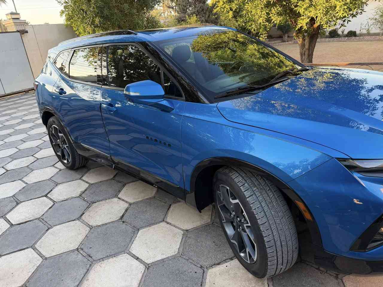 بلايزر RS للبيع موديل 21 حادثها تاير فقط فول مواصفات السعر 265 وبيها مجال بسيط
السيارة ماشية ٦٧ الف كيلو
محرك 6 سلندر 3.6

نقاط عمياء

كشنات كهربائية تدفئة

ستيرن تدفئة

بانوراما

محافظة على المسار

4 انظمة قيادة

للتواصل واتساب ***********
