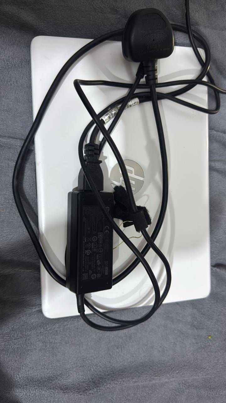 لاب توب للبيع سعر 225 تجيني للبيت تفحص وتروح والك ضمان يوم كامل


**إذا كنت صاحب هذا الإعلان وتريد حذفه لأي سبب، رجاءا أرسل رسالة إلى الدعم الفني**