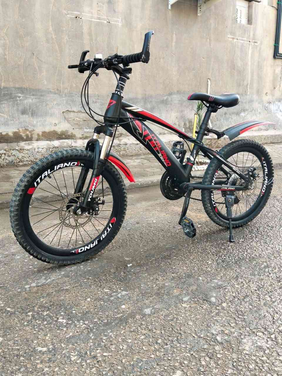 باسكال جبلي للبيع بعده جديد قبل سبوعين اشتريته من الخان
السعر 75 وبي مجال مكاني النجف حي الوفاء شارع عشرين 
هاذا الرقم واتساب ***********
