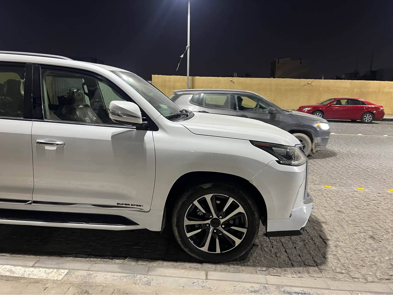 لكزس للبيع 2017 سياره جديده بيع مستعجل
رقم بغداد
السعر 7 دفاتر وبيها مجال
للاتصال
*********** الزبير, البصرة
