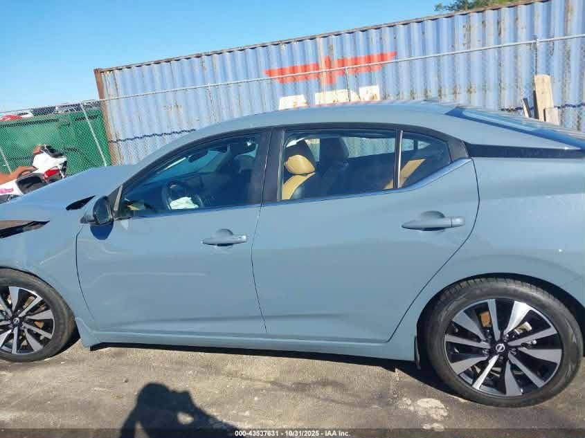 السلام عليكم عندي نيسان سنترا بعد5 ايام توصل للعقبه موديل 24 مواصفات خاصه سبيشل فتحه السعر 70
اتصل ***********
