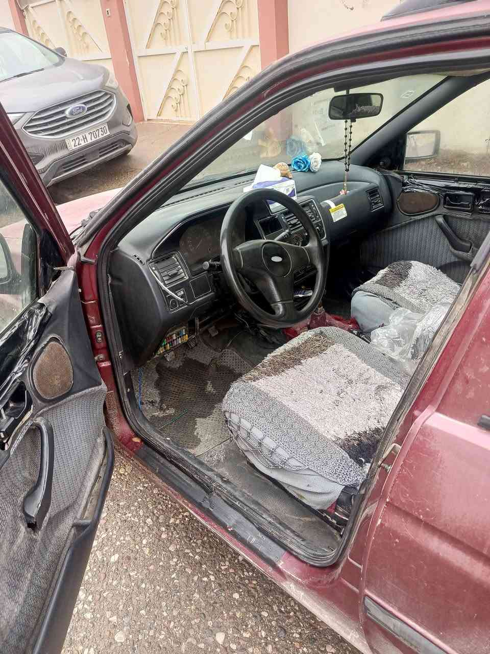 للمراوس بسيارة تكسي او للبيع كاربون بيها للستفسار عالرقم***********
