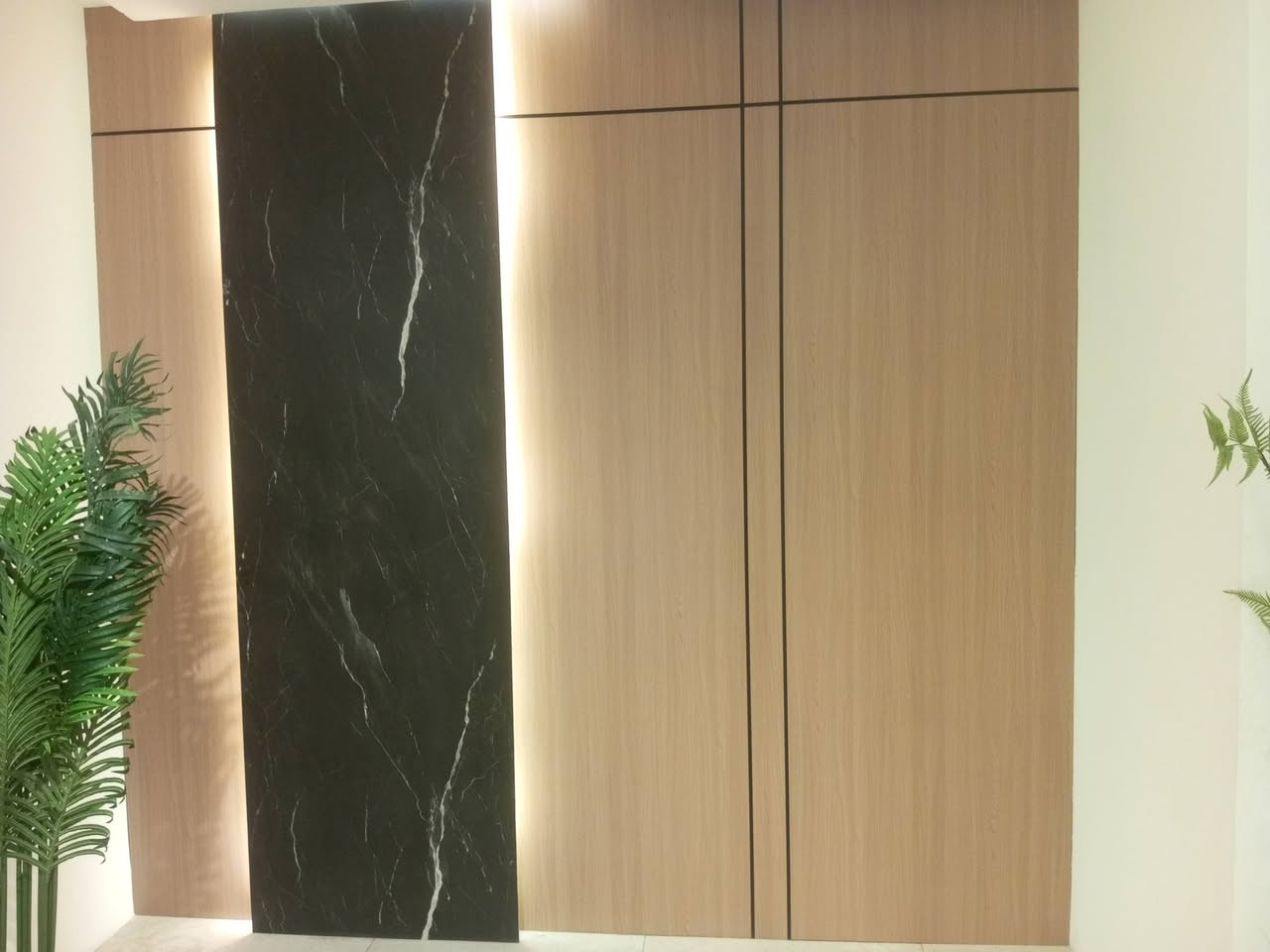 شركت الأصدقاء تقدم كل العروض والصباغ والديكورات وكافت الترميم للاستفسار الاتصال على الرقم يوجود واتساب ***********///***********
