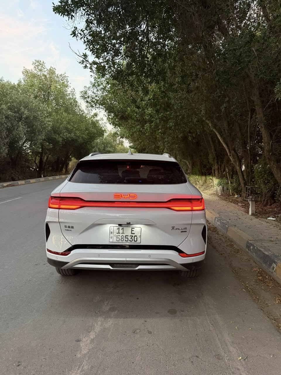 سونك بلص   song plus
Model: 2025 
رقم بغداد 
مجموع المسافة  المقطوعة:4.300km 
ابرز المواصفات: 
شحن  120 km 
13 كامرة 
صندوق كهرباء
بانوراما 
12  حساس 
كرسي كهرباء 
داخل ابيض 
نظام سكيورتي 
نظام  dvr
نظام قيادة ذاتية 
اتوبارك
السياره مكفوله بحاله الوكاله 
للتواصل :*********** 
العنوان :النجف الكوفه
السعر : 35.000مليون وبي مجال
