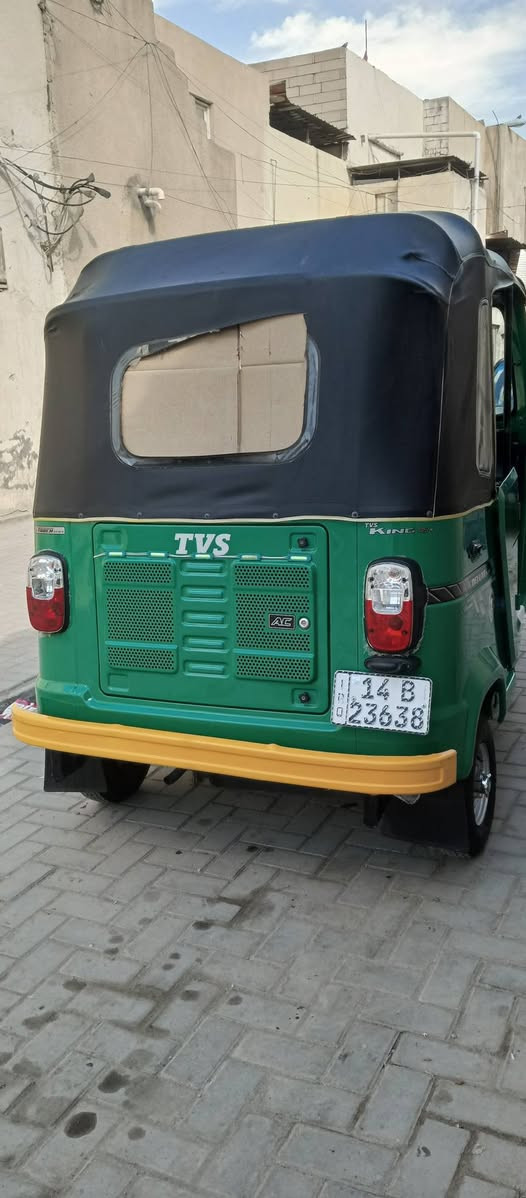 TVS
رقم وسنويه مديل 23 طالعه ب 24بصمه كفاله بدي ومحرك 
سعر تسعه وربع ***********
