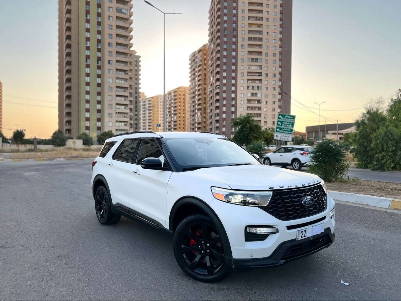 Ford Explorer 2023 ST
 مودیل ۲٠۲۳
اللون ابیض ثلجی
تضیلل PPF مات اصلي
مواصفات ST
فول فول مواصفات بدون بانوراما
كشنات جلد و كهربائي و ميموري 
كشنات تدفئة حار و بارد
كشنات خلفي VIP
ستيرن هيتر
تبريد مركزي و يشتغل حار و بارد
السماعات سيستم 
مراية شفت
مراية حساس
رادار و حساس و كاميراة ٣٦٠ درجة
نظام ايكو 
اوتو ستوب
بريك بصمة 
كير فوليو ى بيها شفت عل ستيرن 
السيارة جاهزة و ما بيها اي نواقص 
رقم و سنوية جديدة
ماشية ٣٠ الف مايل
بيها ٢ قطعة صبغ بدون دواخل
ايرباك سيستم من وظع بلادي 
مكان سيارة اربيل*********** أربيل, العراق
