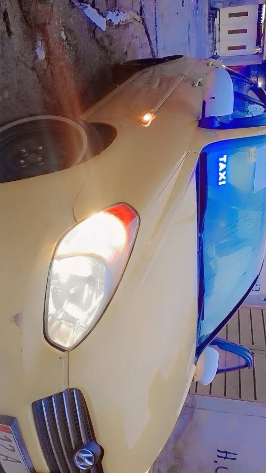 اسلام و عليكم
اكسن موديل 2010

السيارةمابيها ضرر

 محرك و  كير شرط 

محرك 16

تبريد ثلج 🥶

هيه وغرامات صفر

السيارة بسمي 

رقم نينوى جديد 

السعر  110 وبيها مجال 
عنوان الموصل 
رقم ***********
