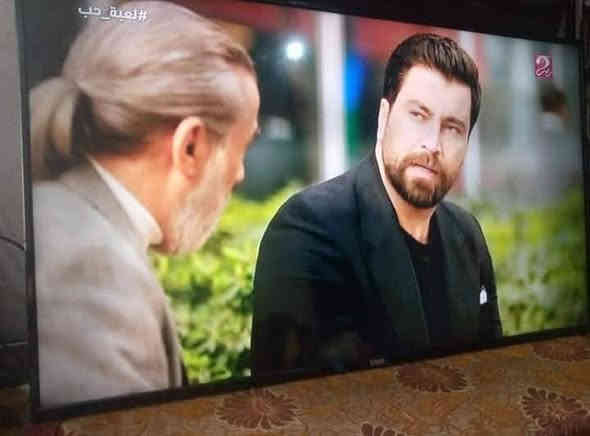 شاشة ديكو الحجم 50 سمارت ام النترنيت نظافة 100% السعر 175الف المكان بغداد شعلة ☎️***********
