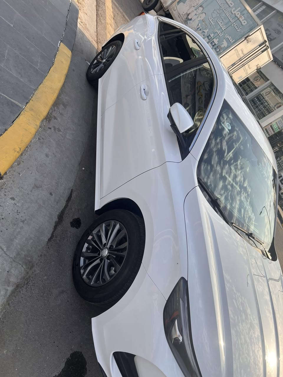 للبيع فول مواصفات ماشية 8000 موديل 2025 رقم اربيل كفالة عامة مكانها البصرة السعر 125 
***********
