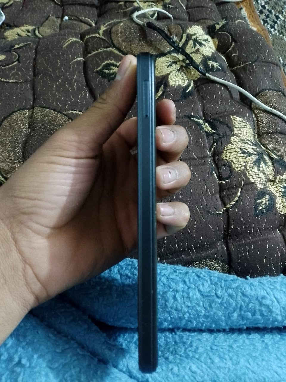 للبيع او مراوس حسب القناعه الجهاز كدامك 
كلشي بلادي


**إذا كنت صاحب هذا الإعلان وتريد حذفه لأي سبب، رجاءا أرسل رسالة إلى الدعم الفني**