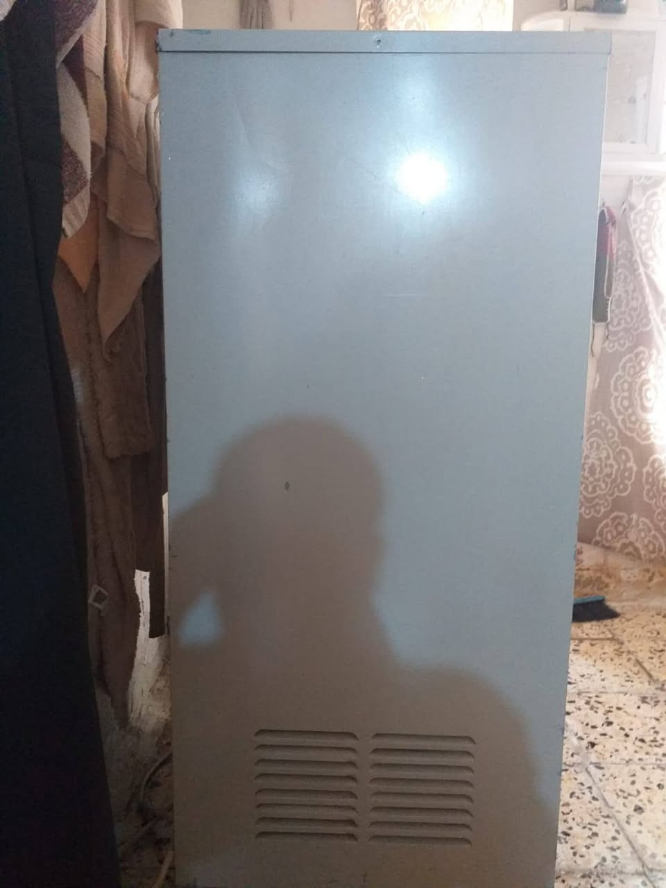 براد للبيع سعودي بطل شرط شغل 250 وبي مجال ولاستفسار اكثر على رقم *********** وبي وتساب
