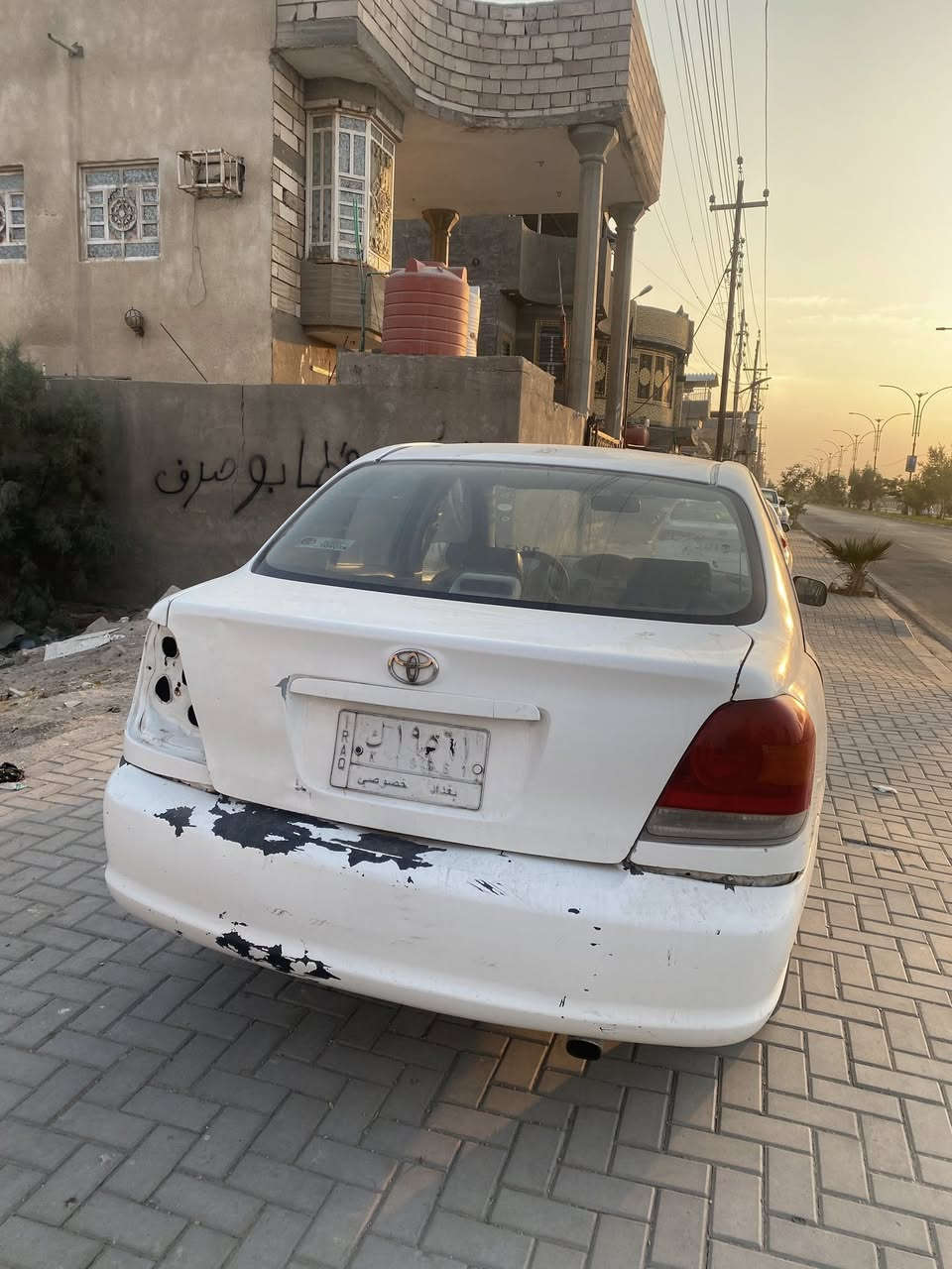 كورلا ايكو مديل 2001للبيع سنويه منتهيه وراعيها ما اندله السياره سعرها 30ورقه وبيها مجال الشراي يتصل *********** مكان السياره بصره جمعيات
