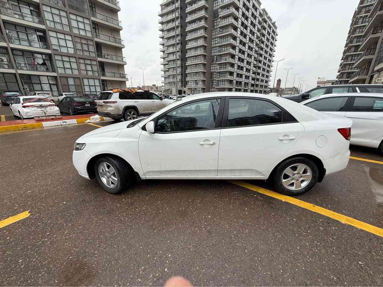 سيروتو خليجي ١٣
قطعتين صبغ  بدون دواخل 
تبريد تدفيه محرك كير مكفوله
رقم *********** بغداد, العراق
