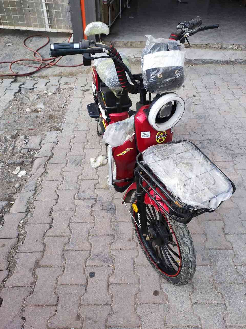 حجم 20  جديد في صار شهر مستعمل 5بطاريات كلها بشرط سعرها 300  مكاني كركوك ***********
