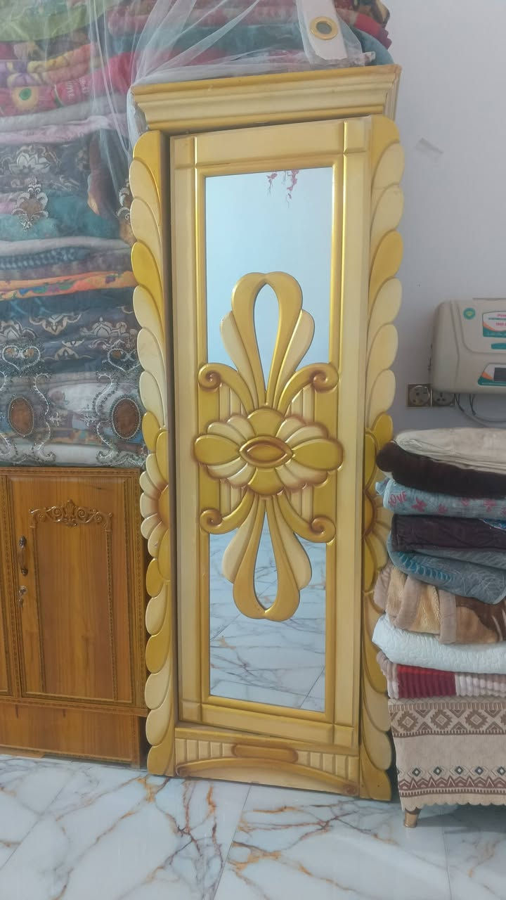 سلام عليكم غرفه للبيع اخشاب صاج تصميم تركي السعر خاص رقم الوالد بي واتساب واتصال *********** مستعجل عل بيعه
