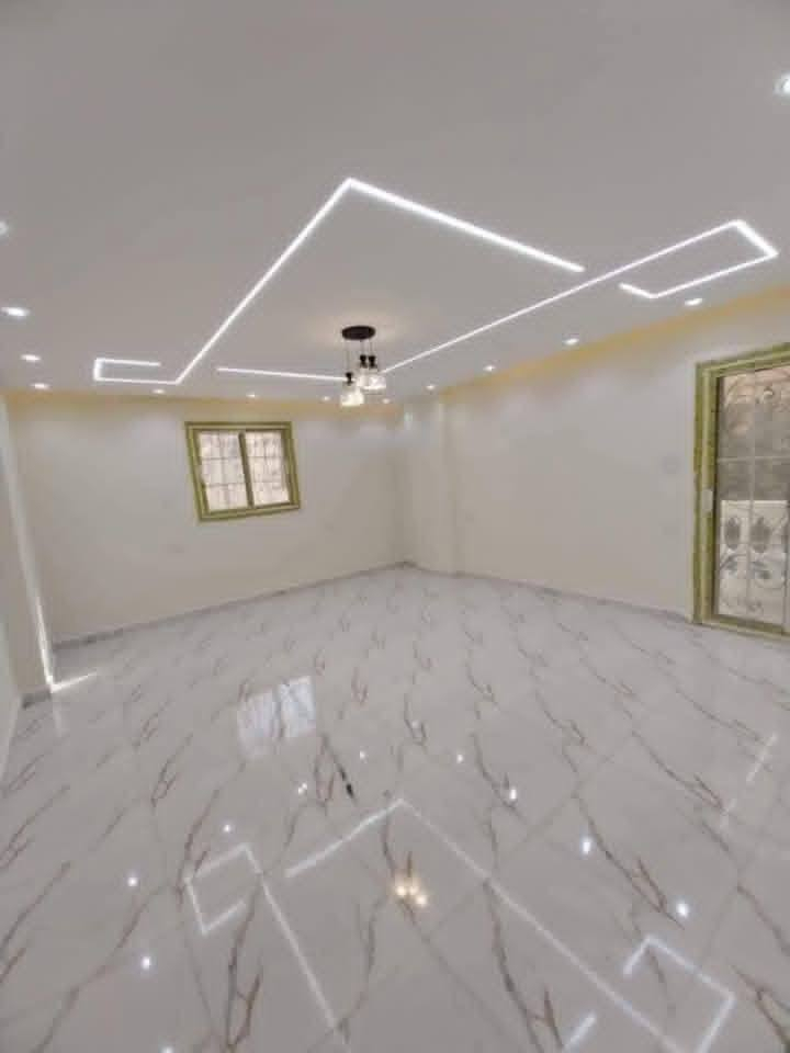 السلام عليكم      أدمن لا تقصرخويه
صباغ اشتغل داخل      
وخارج أنواع الصبغ 
والتصليح بسعار مناسبة 
شغل كلش حلو ومرتب 
***********
الرقم الاستفسار خاص:🌺 
الصباغ أحمد الساعدي 
السكن العبيدي    (  واتساب مفتوح
