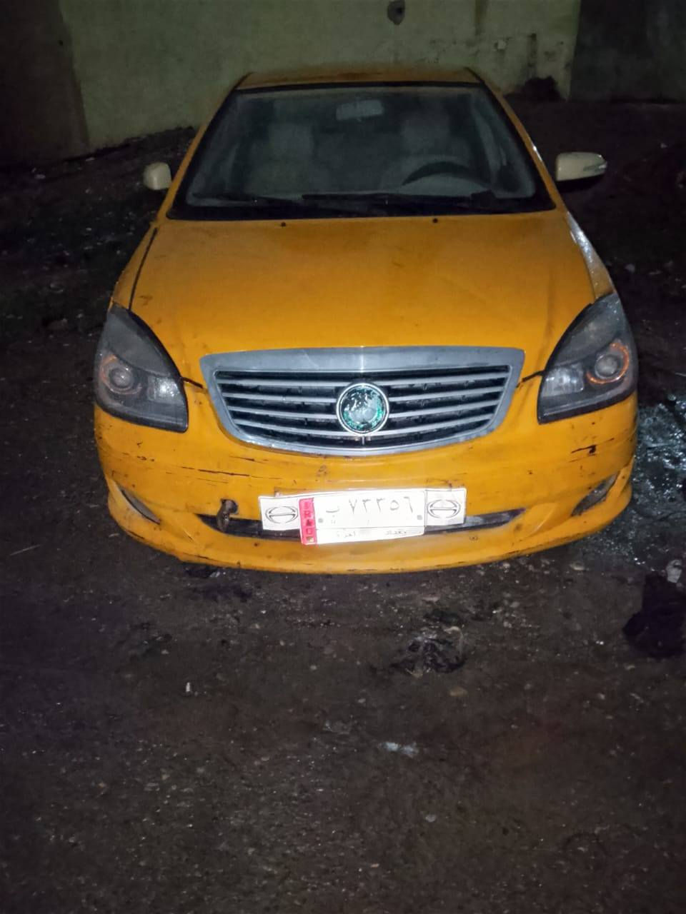 السلام عليكم أم كي للبيع سياره بلا ضرر بس بيها قطع ناريه واكفه حالين ماصلحتها موديل الفين 13 مكينا معمره جديد كابون مامسجل شرط وكاله وتحويل السعر 30 و بيها مجال قليل مكان سيار شقق الخضراء ***********
