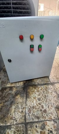 للبيع 400 الف سعر نهائي 07901179683