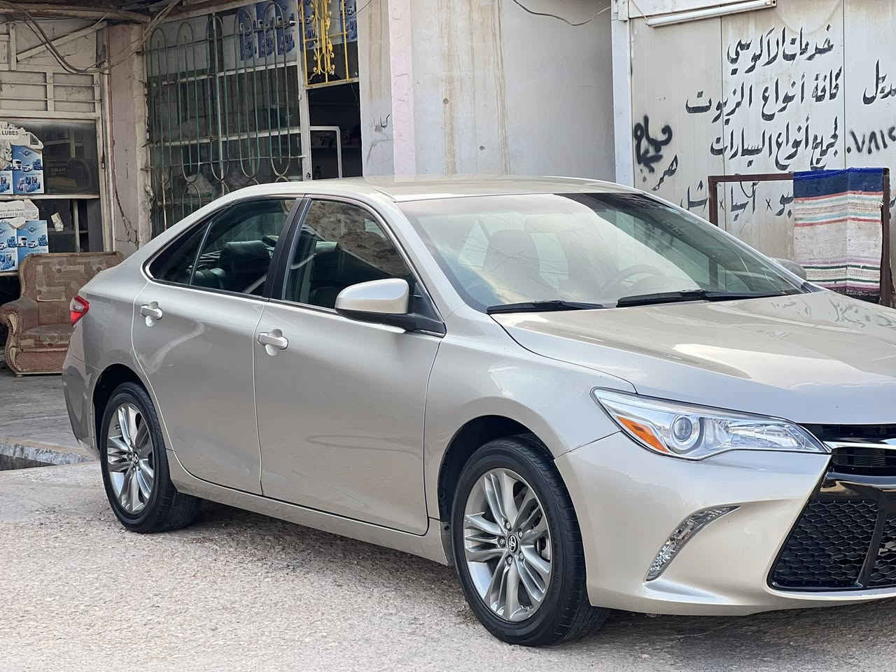 سلام عليكم للبيع تيوتا كامريXSE موديل 2016
وارد امريكي رقم اربيل الدولي تحكم ستيرن كشنات كهرباء 
تدفئه كشنات تبريد ثلج محرك 2500 ضررها نفس الي بصوره
الاستفسار ‭***********‬
عنوان الانبار حديثه
