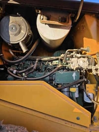 للبيع - بۆ فرۆشتن  دخول جدیدبصرا ——————— شفل : VOLVO حجم : L90E مودیل ...