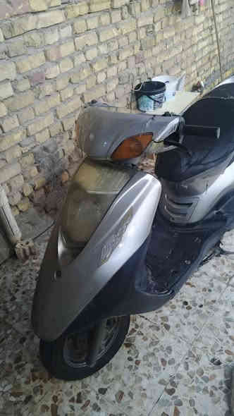 دراجه فريز للبيع شغاله سلف وهندر كهربائيات كاملة مكينه خير من الله كلها وضع الرمبه بلك مامفتوح بيهة السعر 550 بغداد الشعب شارع الصحه ***********
